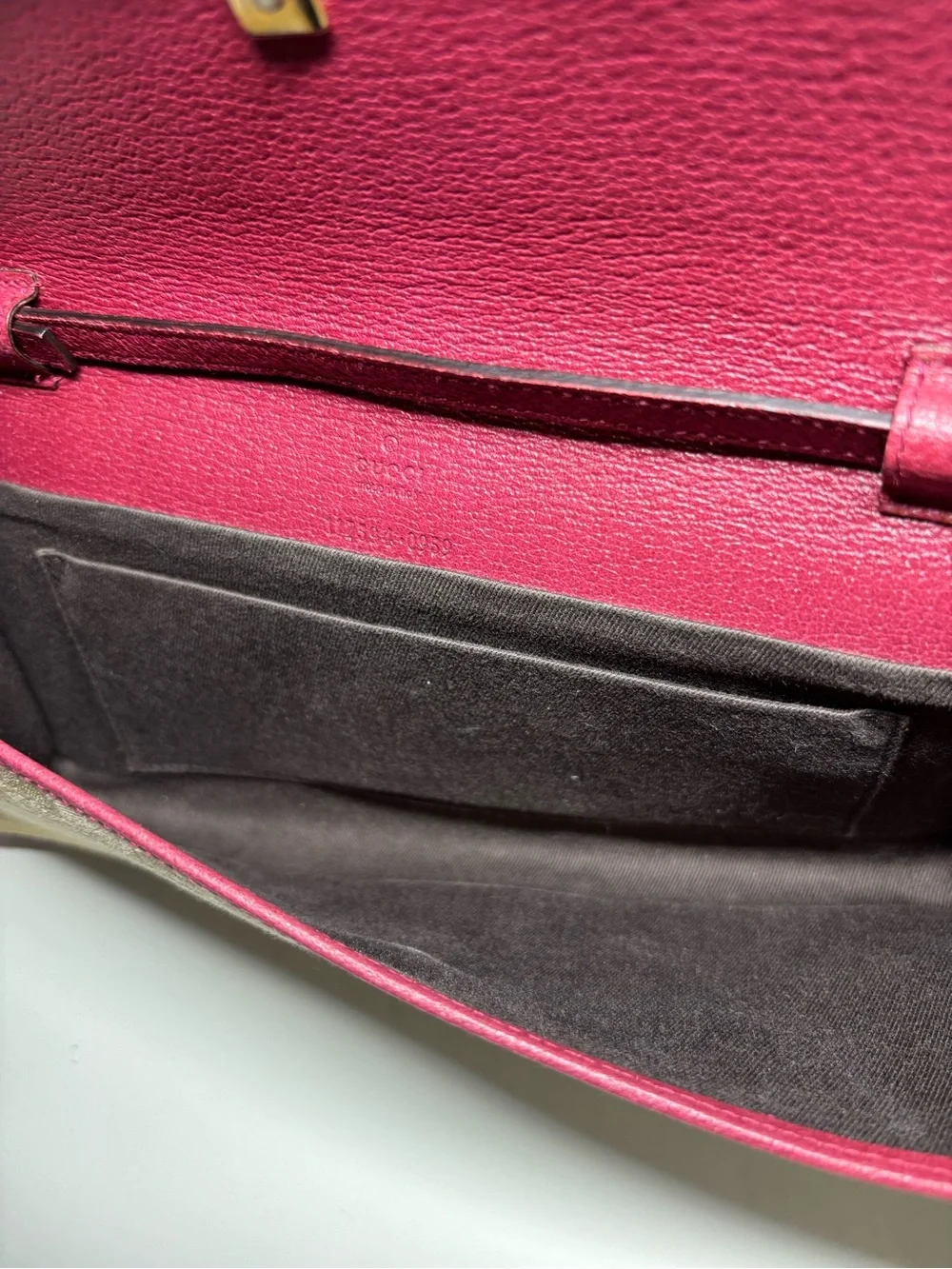 Gucci Beige GG Canvas Continental Crossbody bagwith Burgundy Trim and Bamboo Bar - Picture 6 of 9